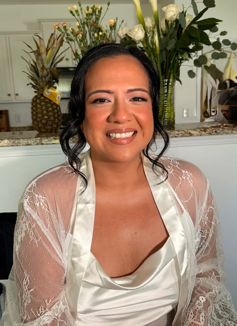 Finished bridal makeup portrait by Suzette Makeup Artistry